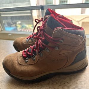Columbia Newton Ridge Hiking Boot